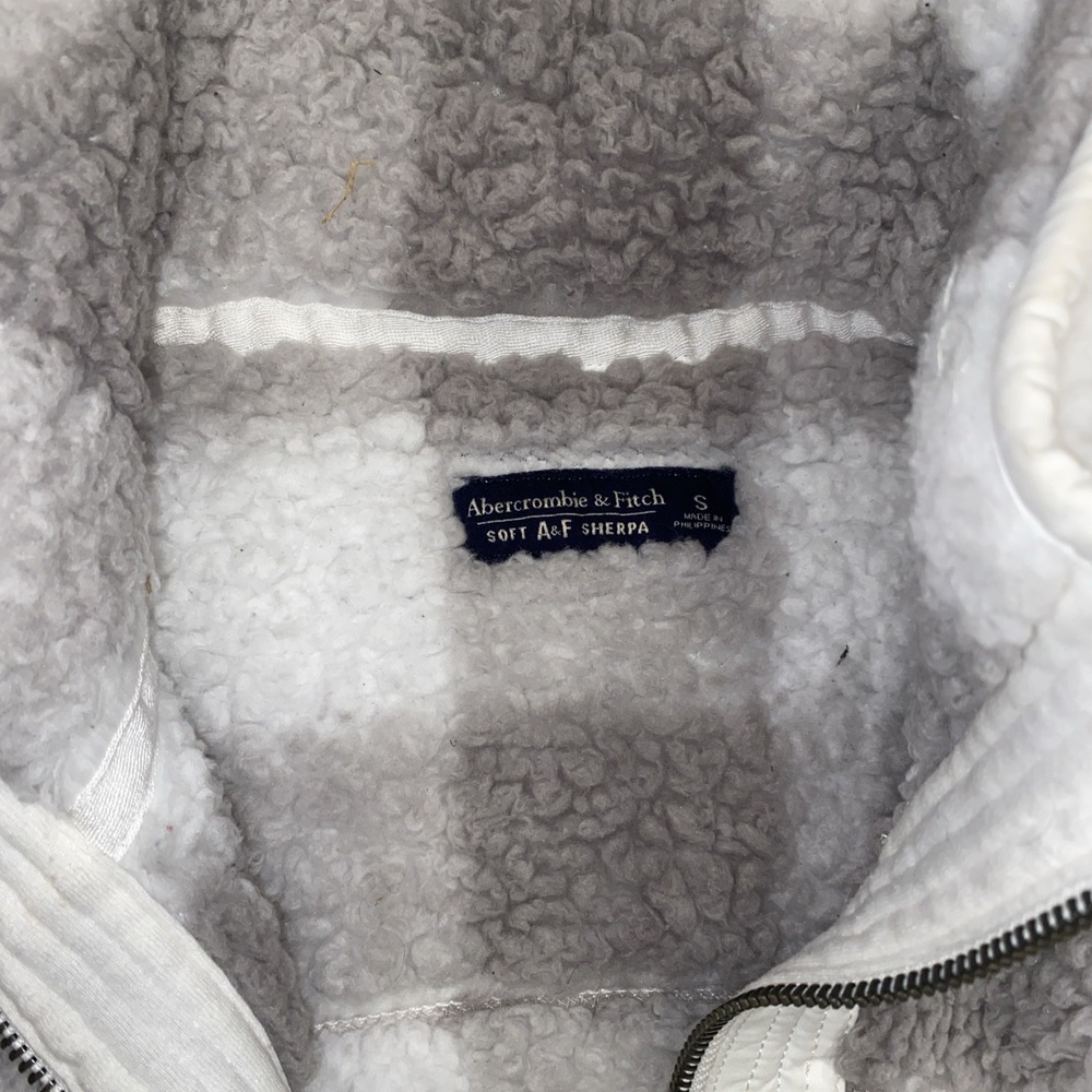 Abercrombie & Fitch Soft Sherpa Jacket Women's‎ Small Plaid  Outdoor - Picture 3 of 5